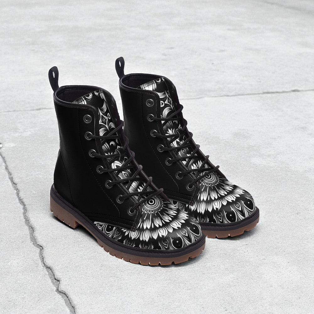 shouji Boots – Laschenprint „abstrakt #25“ (Black Edition)